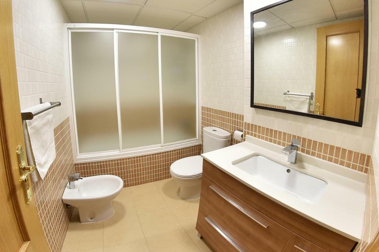 Apartamento Centrosol Con Parking Torremolinos Luaran gambar